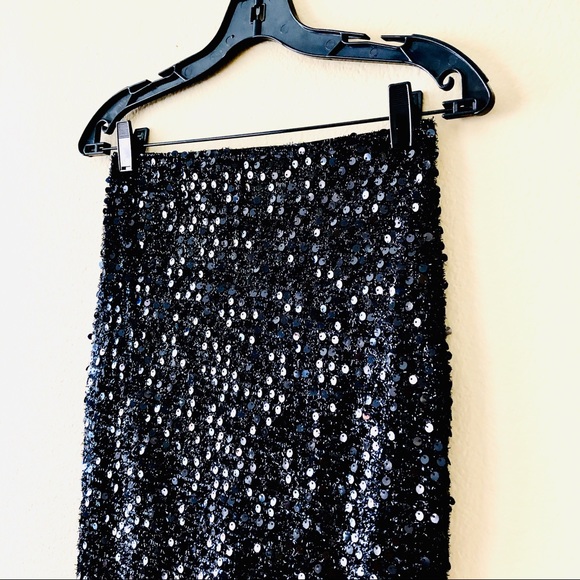 PRIVY⚡️Fuzzy Sequin Split Front Pencil Skirt_M - Picture 4 of 8